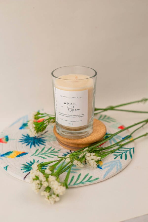 April Bloom Jasmine Scented Candle - Image 3