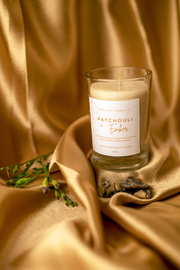 Serenity Glow: Patchouli & Amber Scented Candle - Image 3