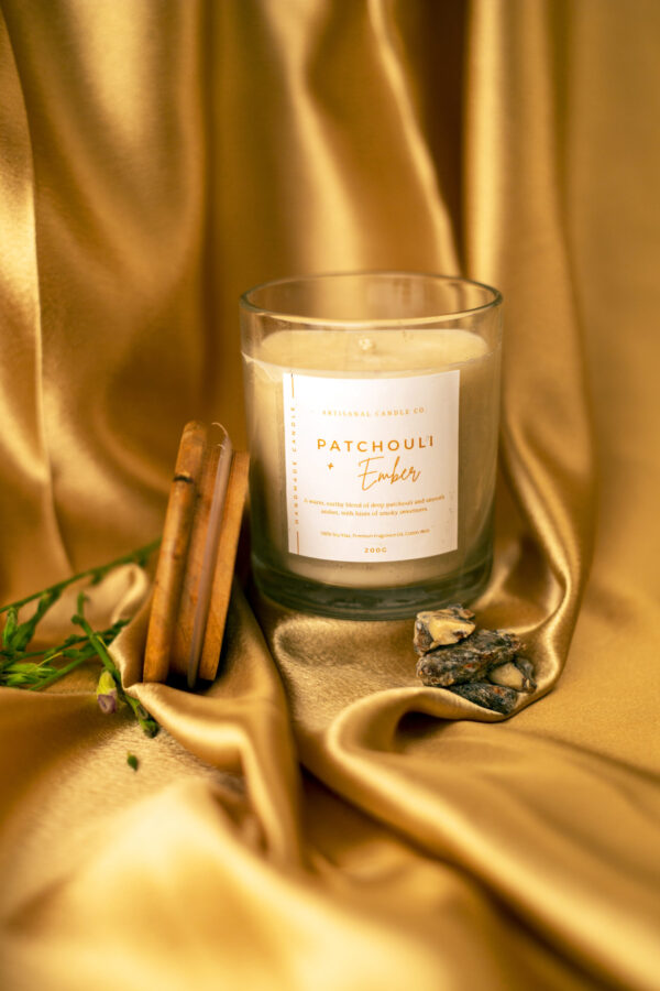 Serenity Glow: Patchouli & Amber Scented Candle - Image 4