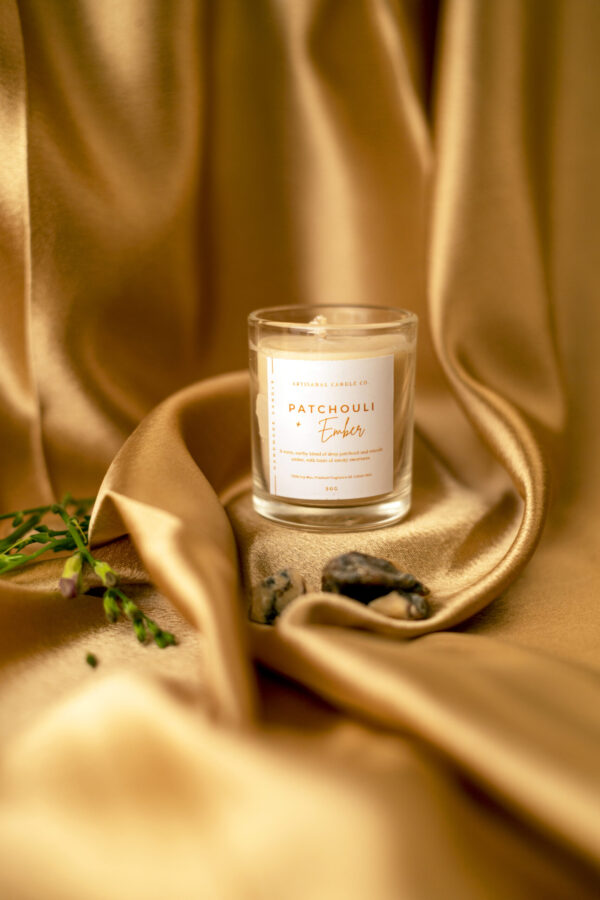 Serenity Glow: Patchouli & Amber Scented Candle - Image 2